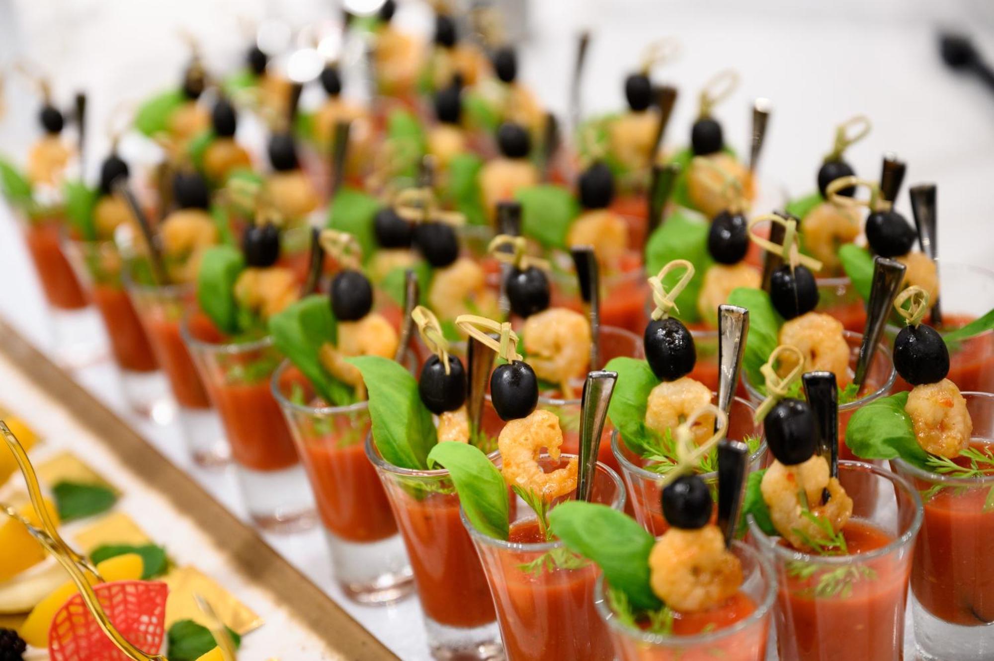 Hotel Divinus Дебрецен Екстериор снимка Canapés